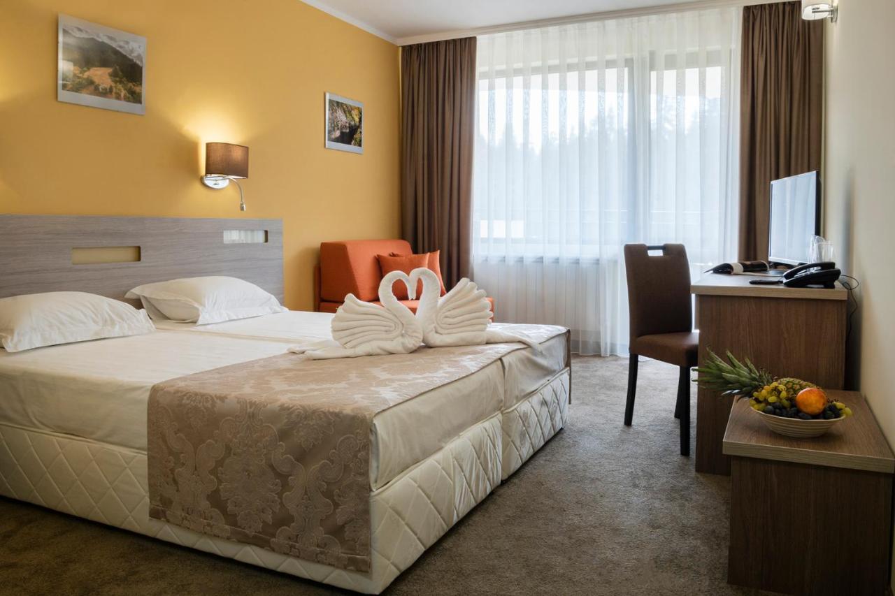 Hotel Niken Pamporovo Esterno foto